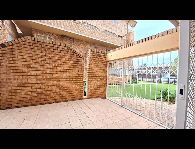 3 BEDROOM APARTMENT TO LET IN POTCHEFSTROOM CENTRAL
